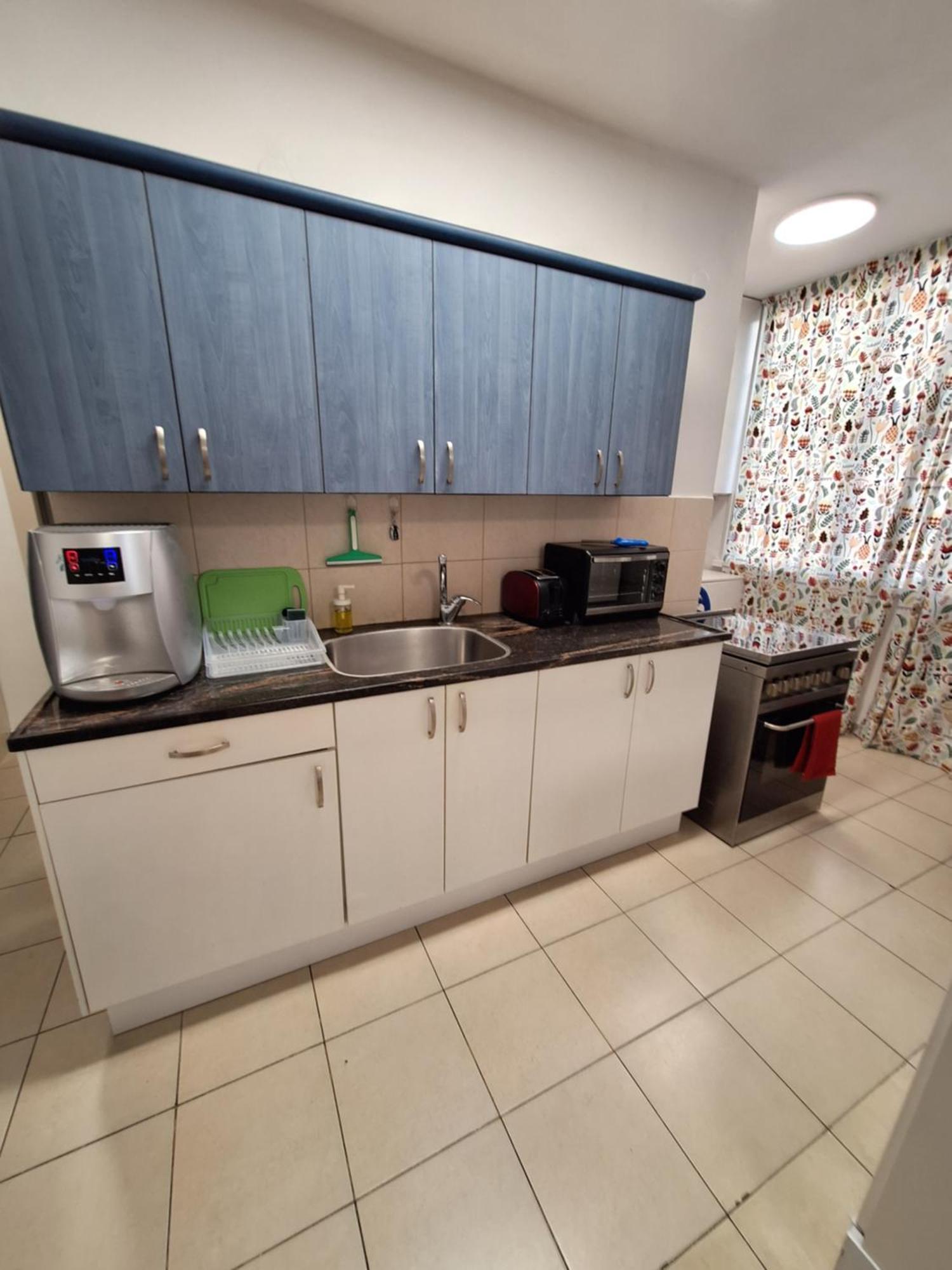 Amazing Apartment For 3 Guests Steps From The Beach เนทันยา ภายนอก รูปภาพ